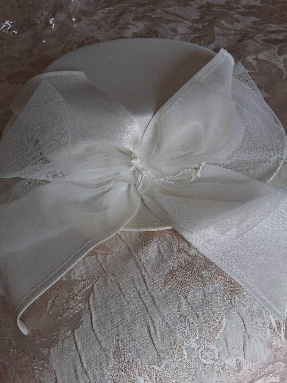 White Hat Pearls, NWOT